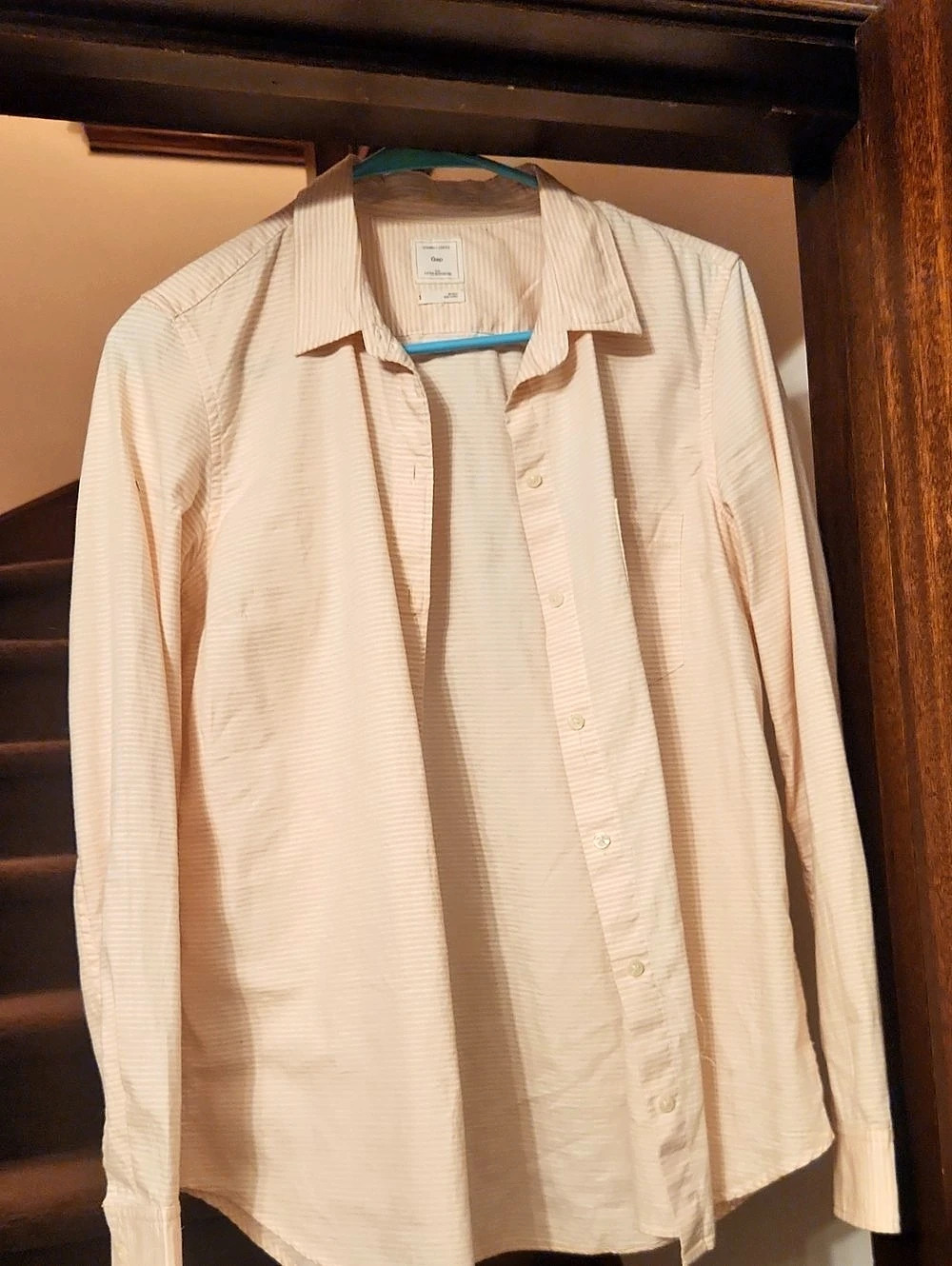 Gap The Fitted Boyfriend Shirt Striped Button Down Pink & White Small